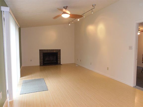 3rd image of 3802 S Woodmere Ct