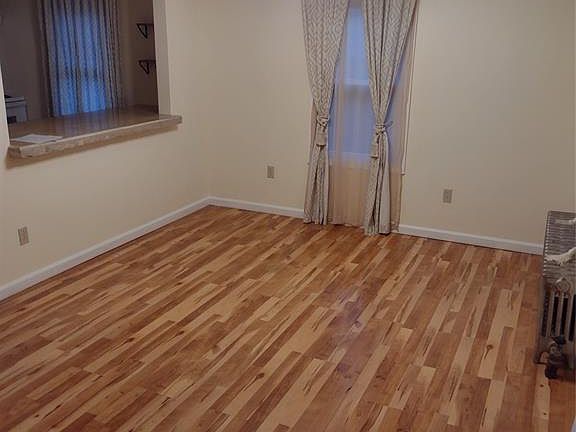 5th image of 50 Academy St