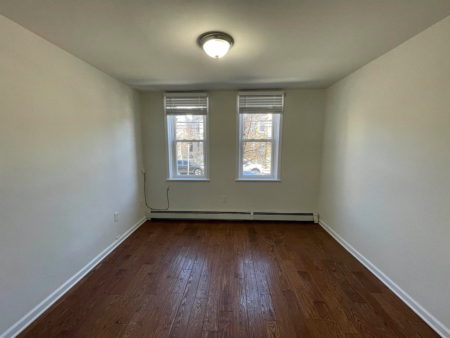 2 bed, 1.0 bath, $2,250 — Photo 2