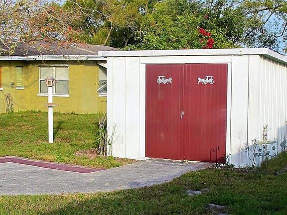 5th image of 1565 S Betty Ln