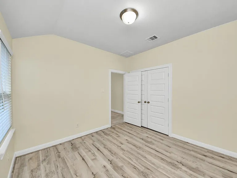 24654 Greenwood Bay Dr — Photo 35