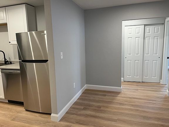 5th image of 3 Pearson St APT 6