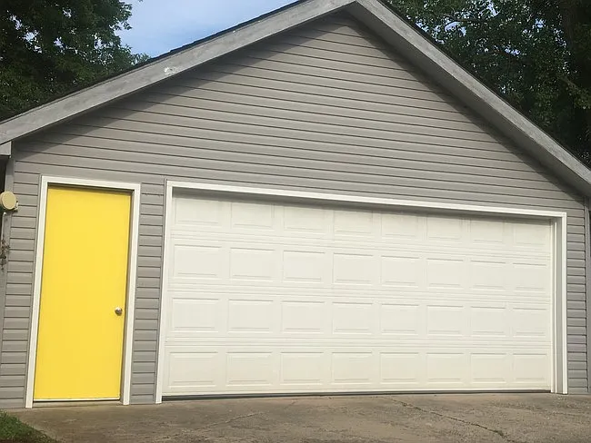 1502 N Graceland Ave — Photo 3