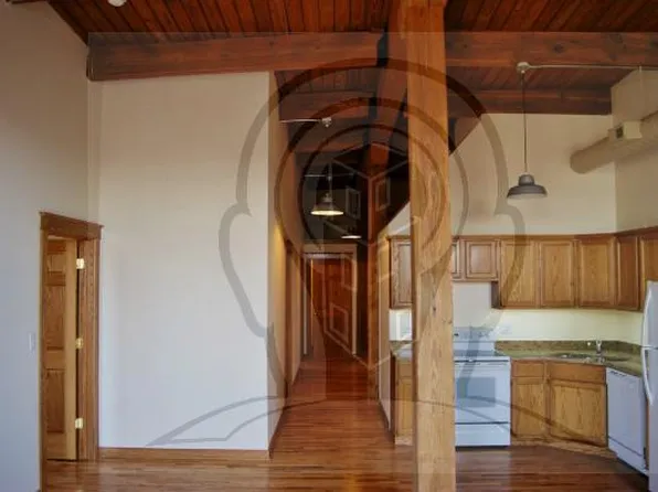 (undisclosed Address), Chicago, IL 60607