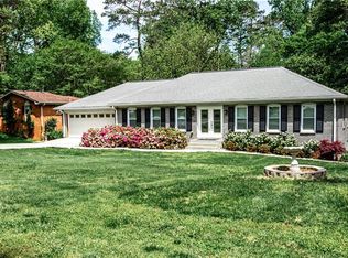 5597 Mountainbrooke Ct, Stone Mountain, GA 30087