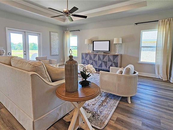 7th image of this home