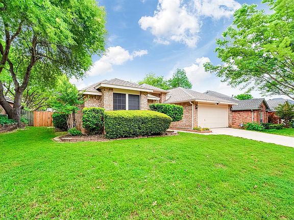 2nd image of 3008 Trailwood Ln