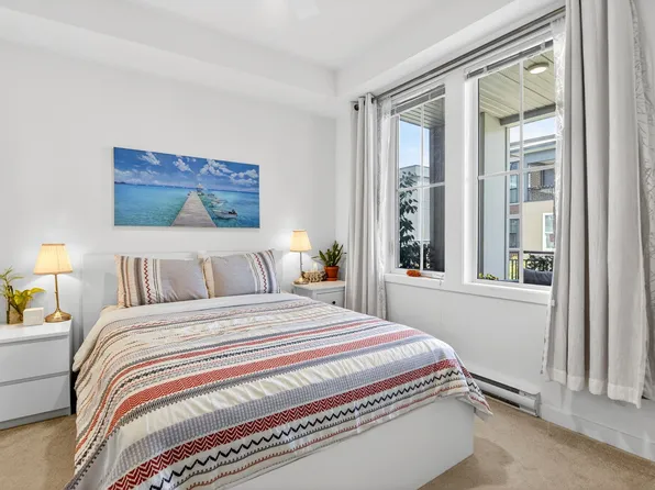 1775 Chapman Pl #319, Kelowna, BC V1Y 0G3