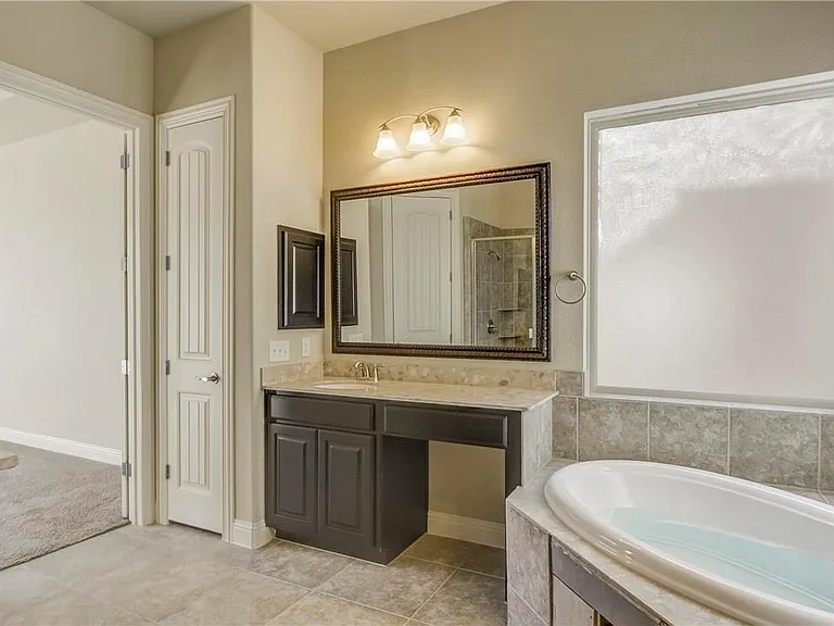 7592 Plowman Ln — Photo 16