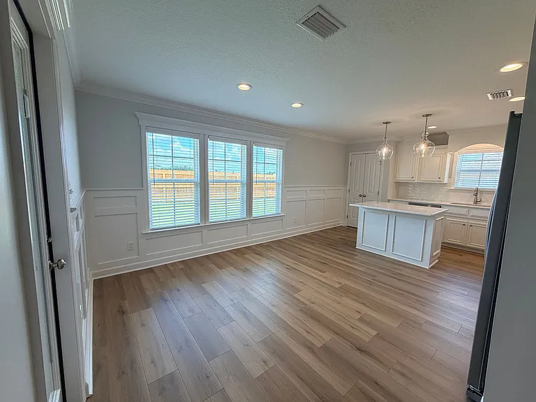 4559 Brinlee Way — Photo 1