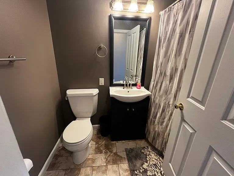 130 S 22nd St #3E — Photo 8