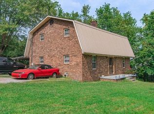 382 Tanasi Dr, Newport, TN 37821