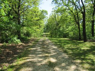 559 Baldwin Rd, Bourbon, MO 65441