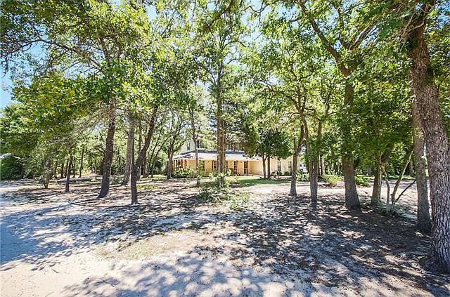 143 Pin Oak Xing, Elgin, TX 78621 | Zillow