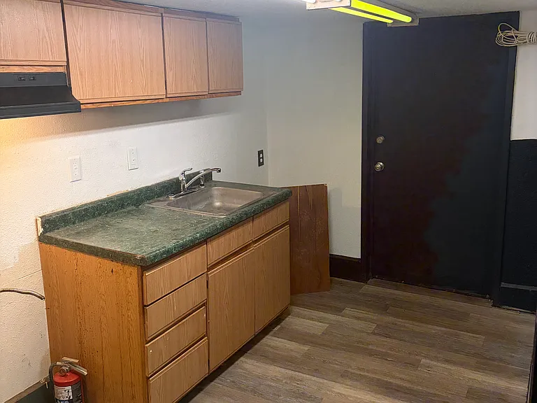 5653 Walter Ave — Photo 6