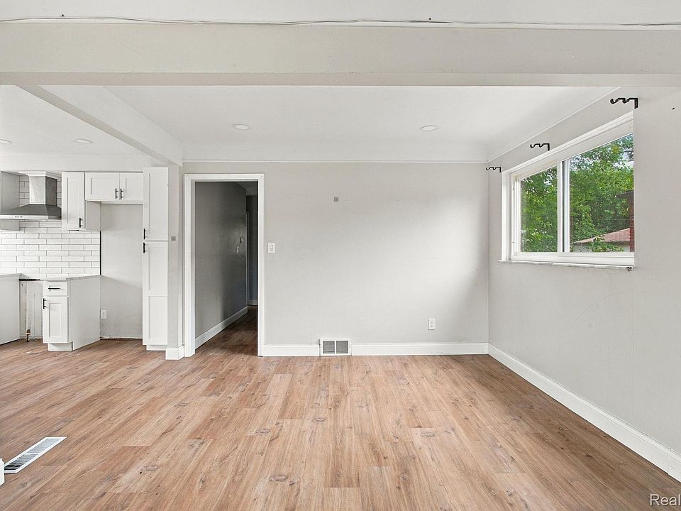 13540 Dartmouth St, photo 24
