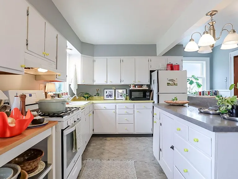 626 S Mitchell St — Photo 10