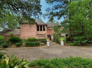 2705 S Wildwind Cir, Spring, TX 77380