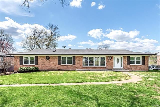 1st image of 177 Emerald Green Ct
