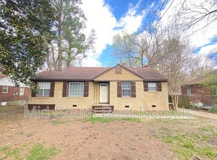 1724 Warner Dr, Memphis, TN 38127