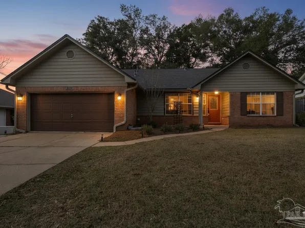 5574 Shadow Grove Blvd, Pensacola, FL 32526