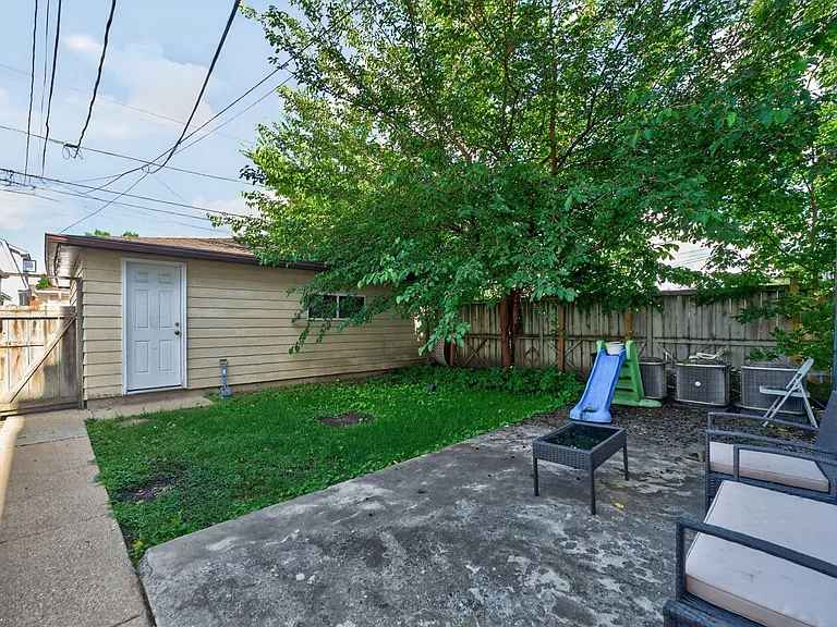 4147 N McVicker Ave #1 — Photo 19