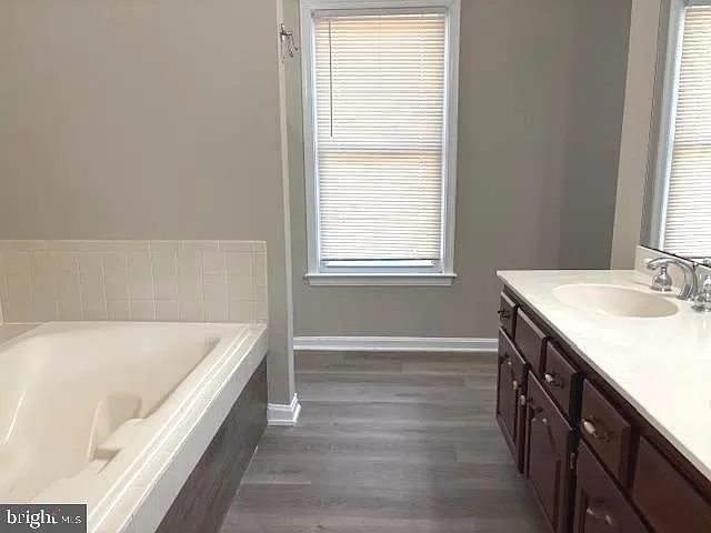 1018 Willowleaf Way — Photo 18