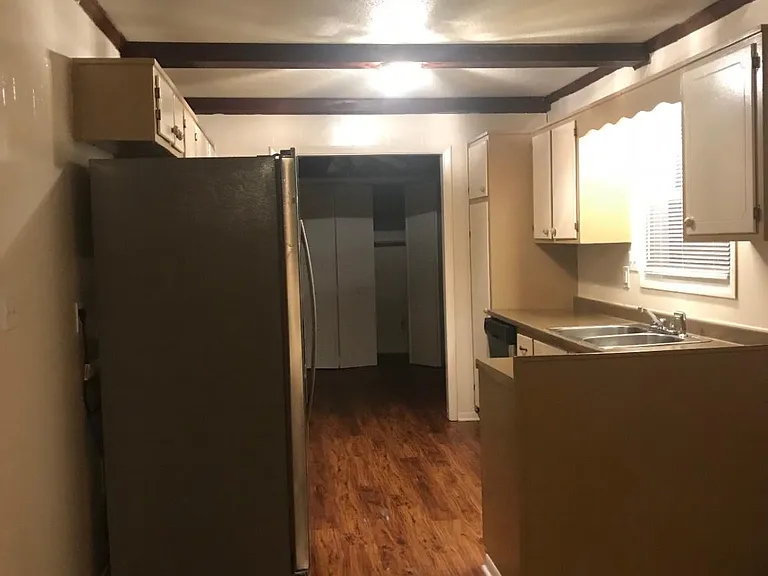 185 Cavalier Ct — Photo 9