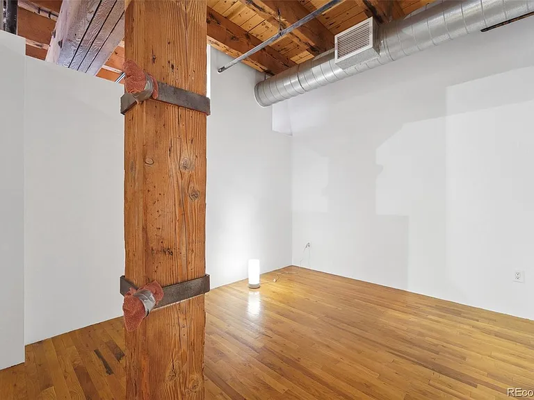 1801 Wynkoop St #317 — Photo 18