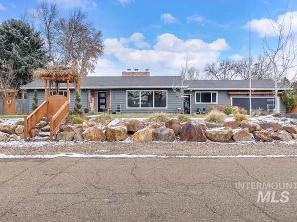 112 Albert St, Caldwell, ID 83605