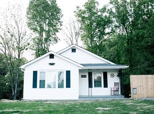 220 Collins Rd, Elkin, NC 28621