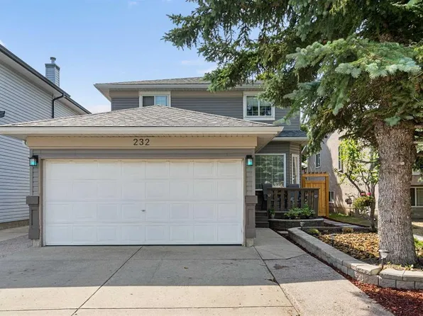 232 W Harvest Glen Pl NE, Calgary, AB T3K 4J1