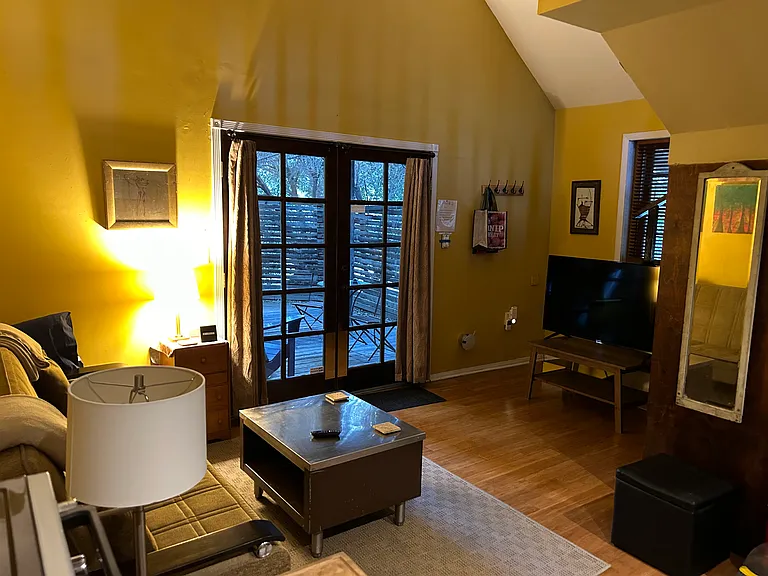 6621 De Longpre Ave — Photo 22