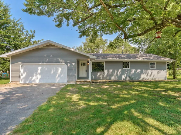 205 Kings Drive, Willard, MO 65781