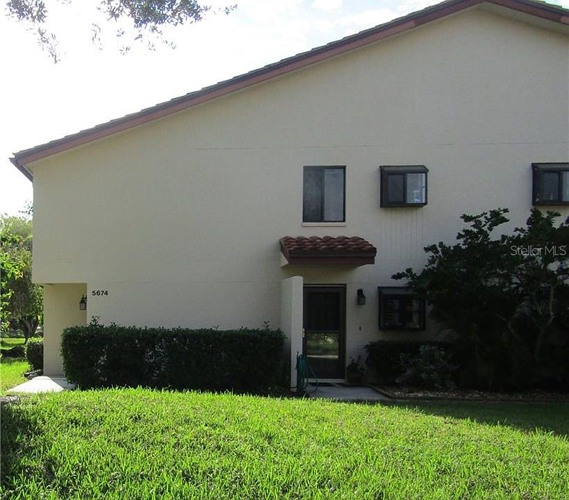 1st image of 5674 Gardens Dr #203