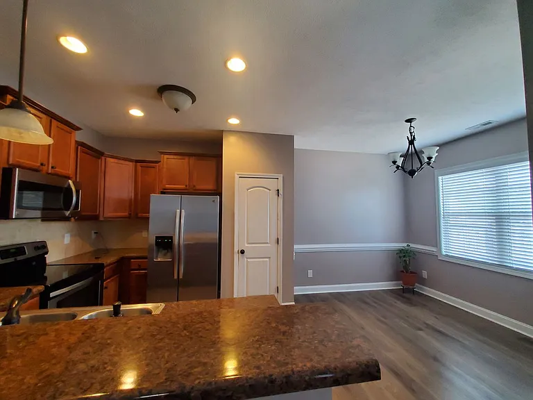 2244 Lakedale Dr — Photo 24