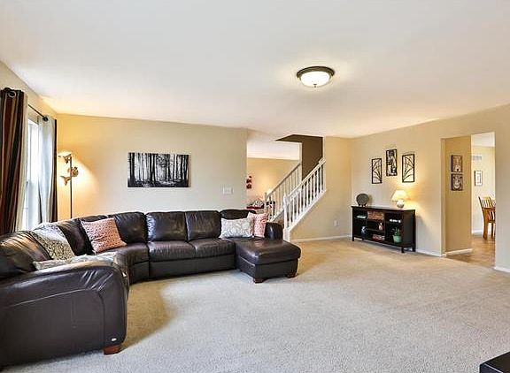 3rd image of 1527 Glenn Brooke Woods Cir