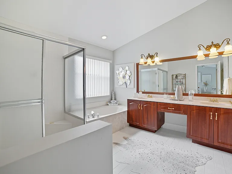 12573 Coral Lakes Dr — Photo 14
