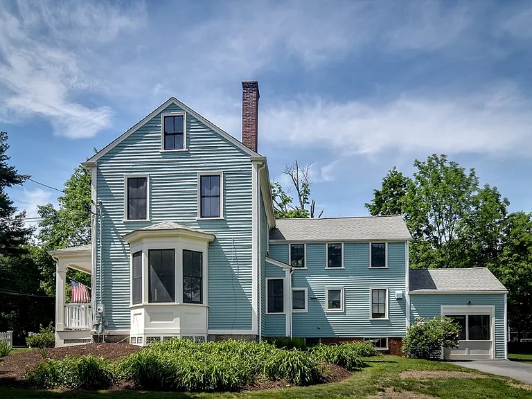 16 Pleasant St — Photo 30