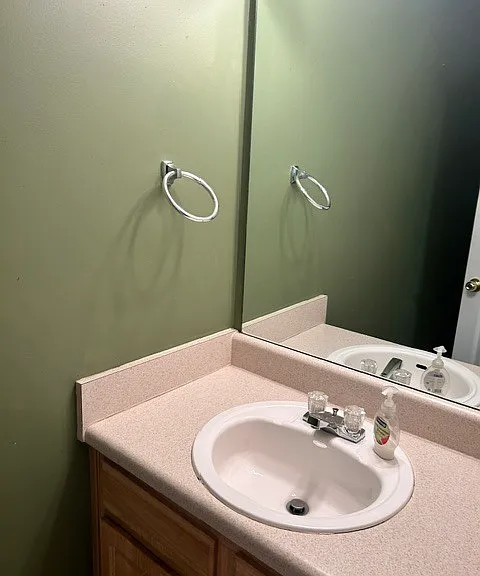 9592 Lakeview Cir — Photo 13