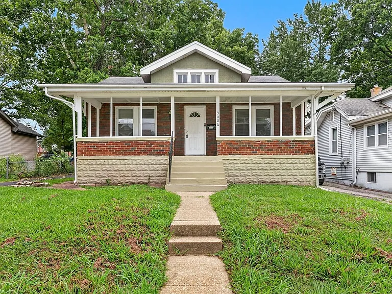 9006 Baroda Ave — Photo 26
