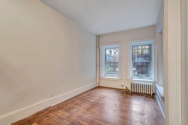 Rented by Avi Nash Associates | media 13