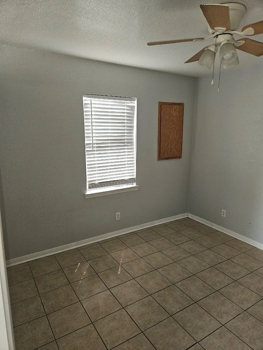 1 bed, 500 sqft, $750 — Photo 4