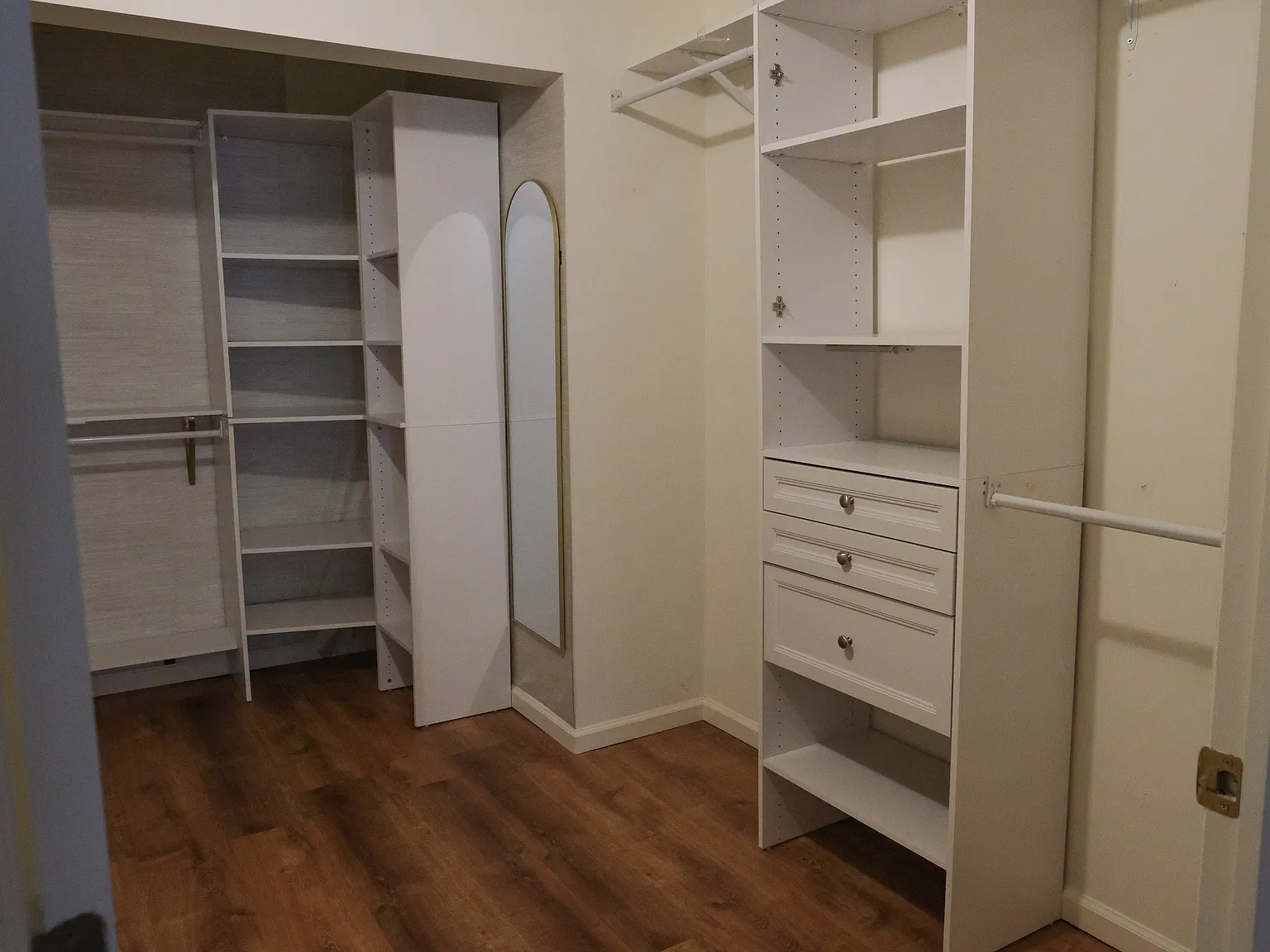 2 bed, 2.5 bath, 1642 sqft, $2,895 — Photo 3
