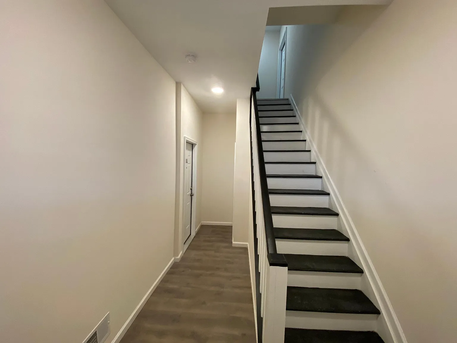 1281 Springfield Ave — Photo 3