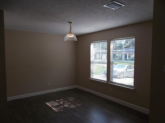 4th image of 18151 Windy Oaks Ct