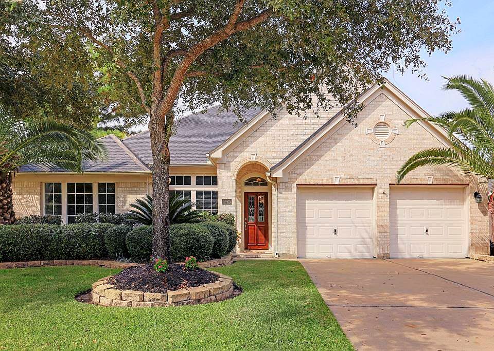 1st image of 13735 Sherburn Manor Dr