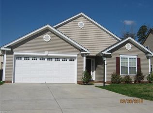 1517 Hamilton Hills Dr, Greensboro, NC 27406