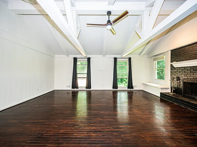 520 Arnold Rd — Photo 15