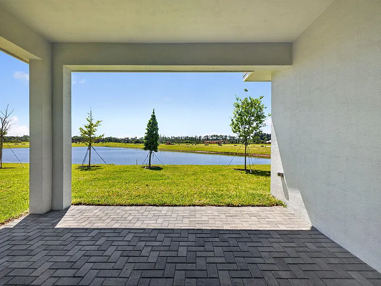 10644 NW Wilgrove Ln — Photo 29